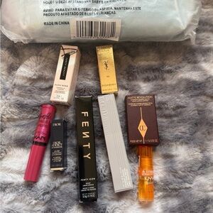 Fenty Beauty Icon Lipstick - Classic Nude